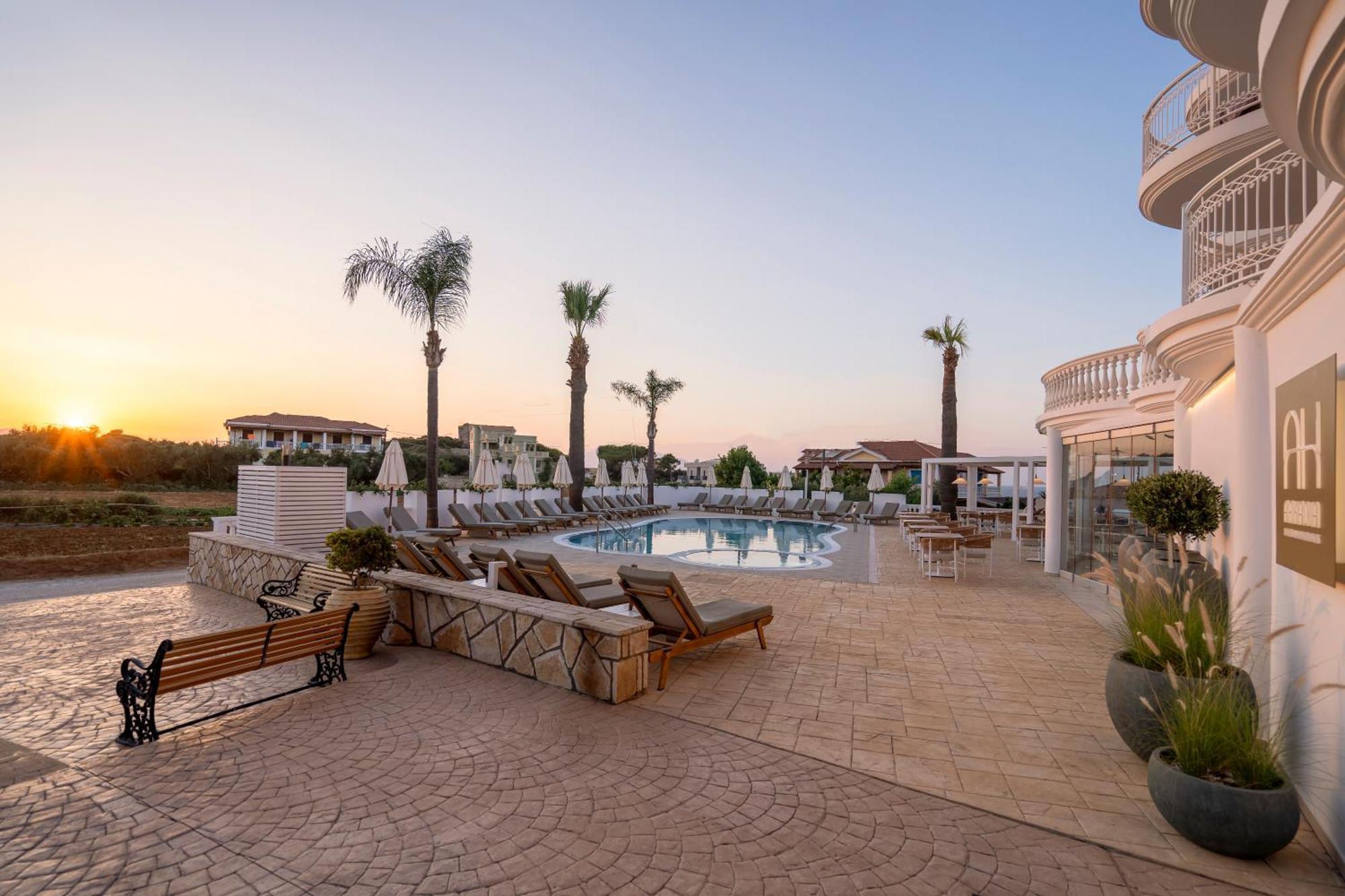 Arkadia Hotel Kypseli Bagian luar foto