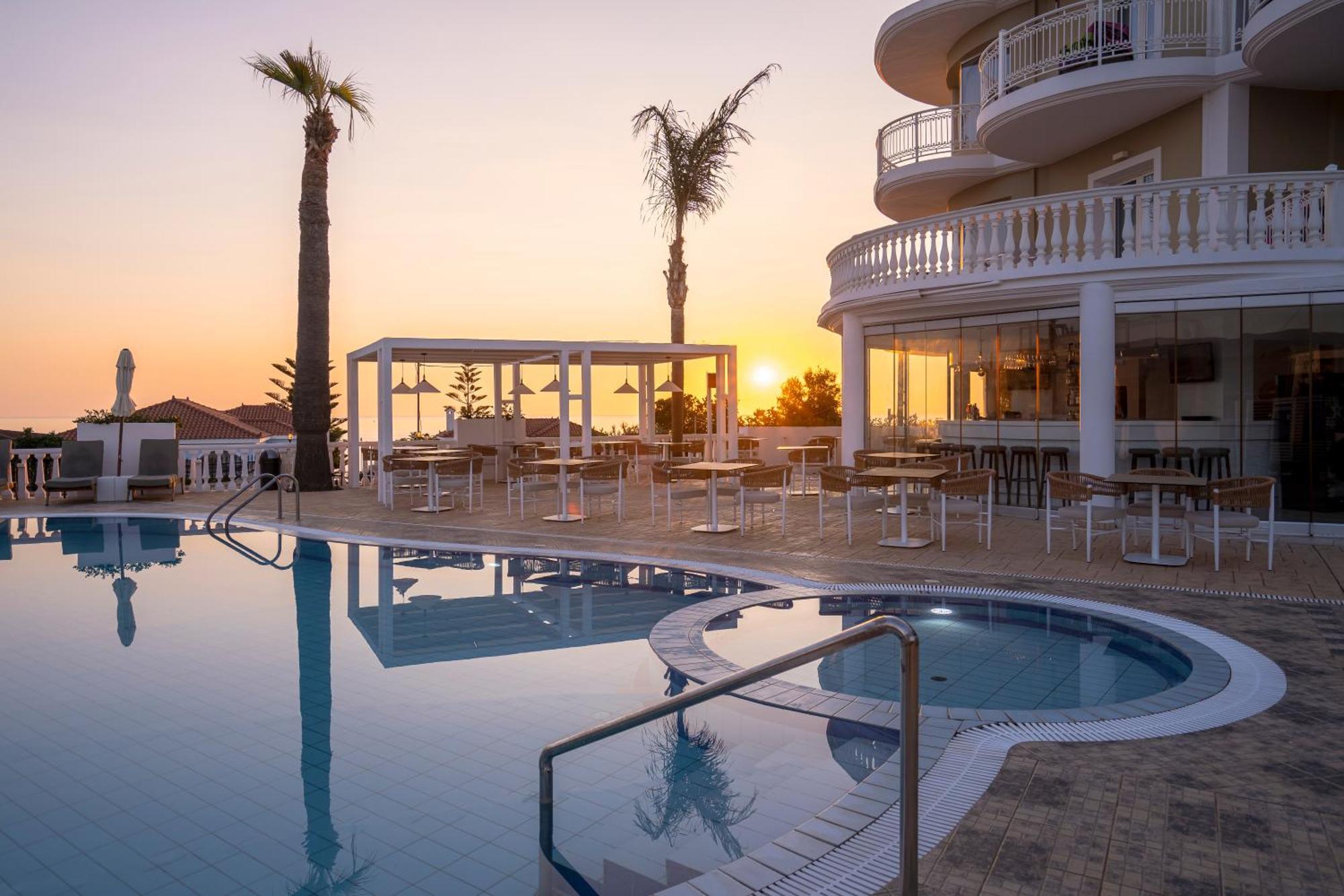 Arkadia Hotel Kypseli Bagian luar foto
