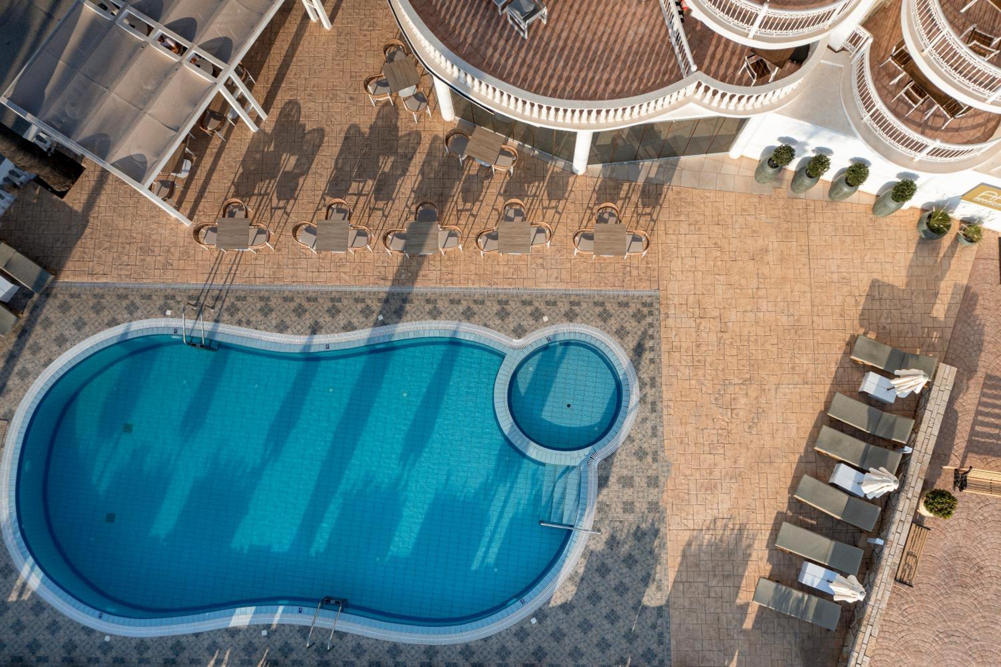 Arkadia Hotel Kypseli Bagian luar foto